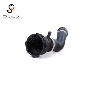 شلنگ بالای رادیاتور بی ام دبلیو 125i (اتاق قدیم)